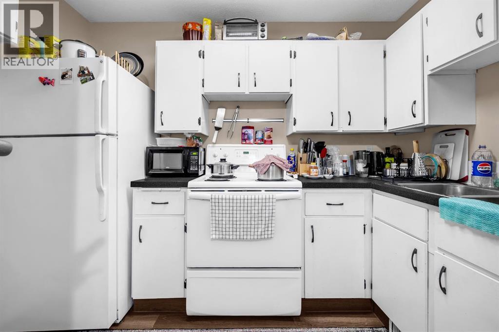 Photo 12 of 2417 3500 Varsity Drive Nw, Calgary AB