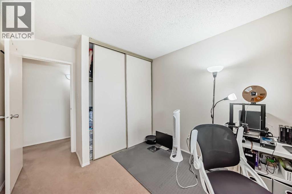 Photo 27 of 7312 315 Southampton Drive, Calgary AB