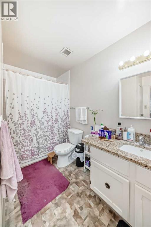 Photo 29 of 7312 315 Southampton Drive, Calgary AB