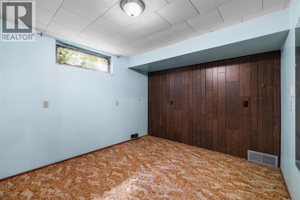 Single Family House Bungalow for Sale in   Street NE Mayland Heights Calgary 