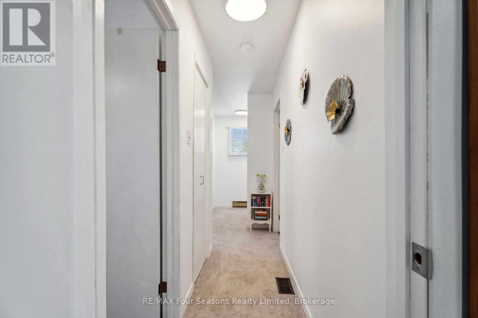 Photo 14 of 46 Erie Street, Collingwood ON