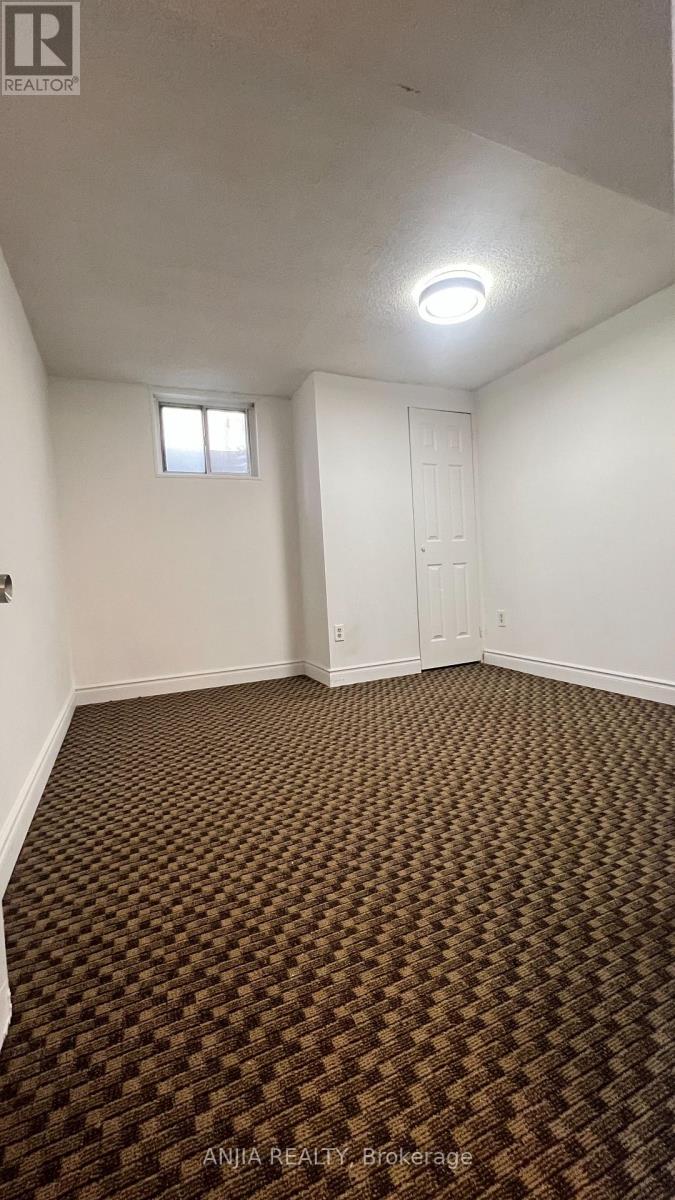 Photo 2 of Basement 6 Hillcroft Drive, Markham ON