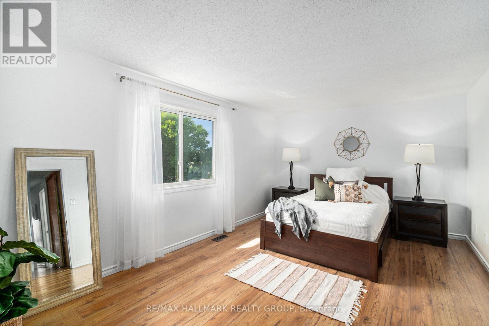 Photo 12 of 67 453 Sandhamn Private, Ottawa ON