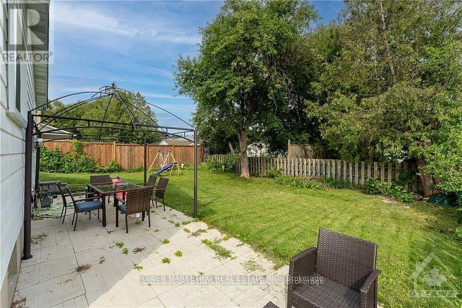 Photo 26 of 29 Courtney Road, Ottawa ON