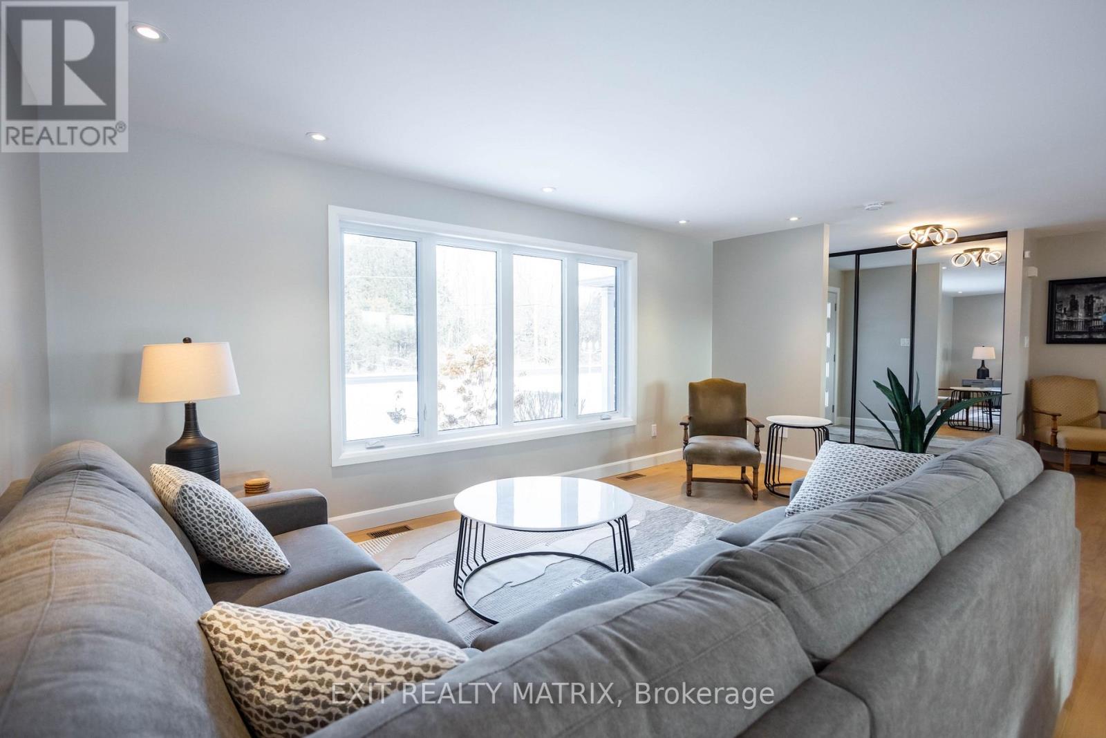 Photo 8 of 2418 Rideau Road, Ottawa ON