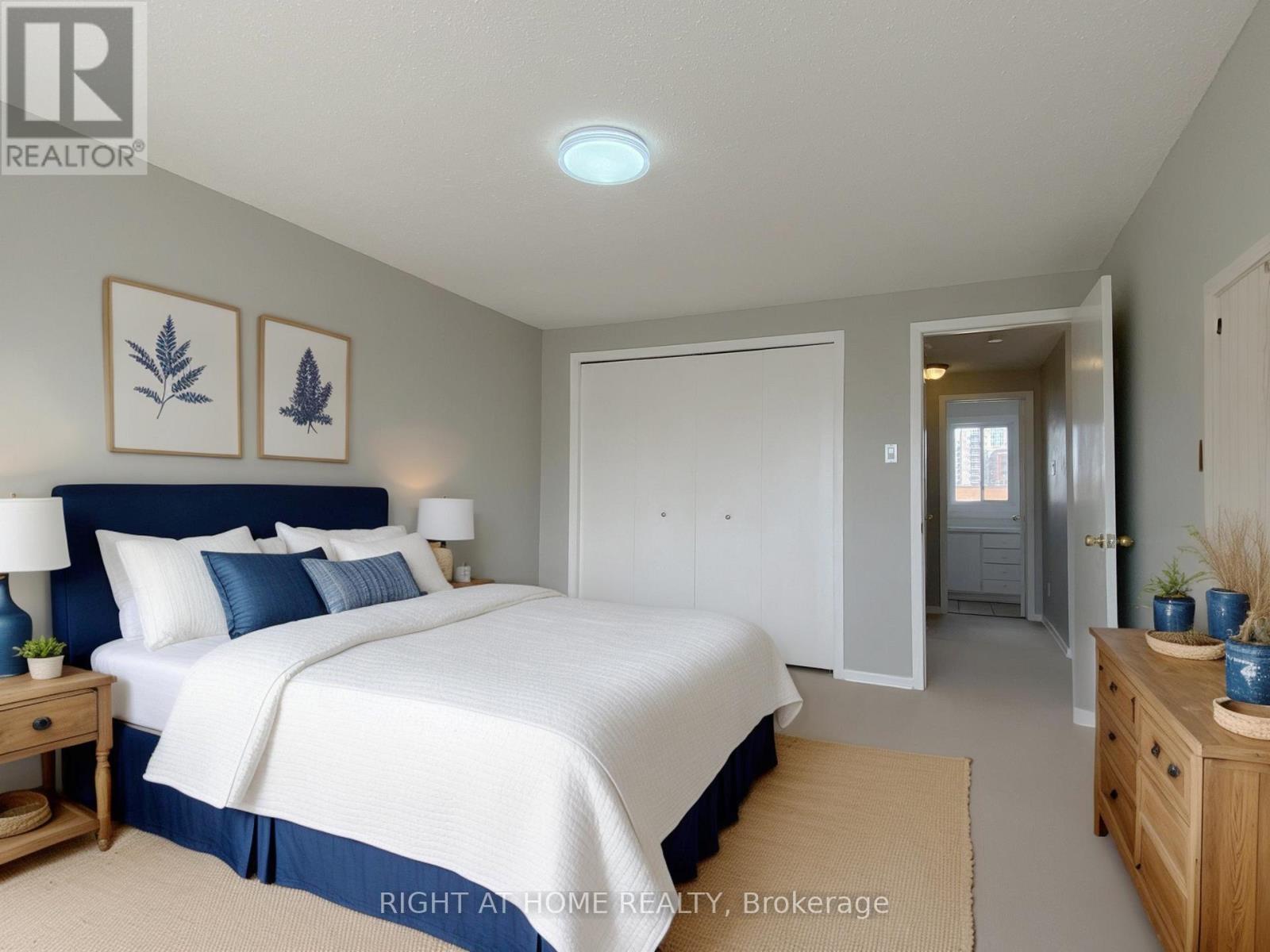 Photo 10 of 271 Ridgepark Private, Ottawa ON