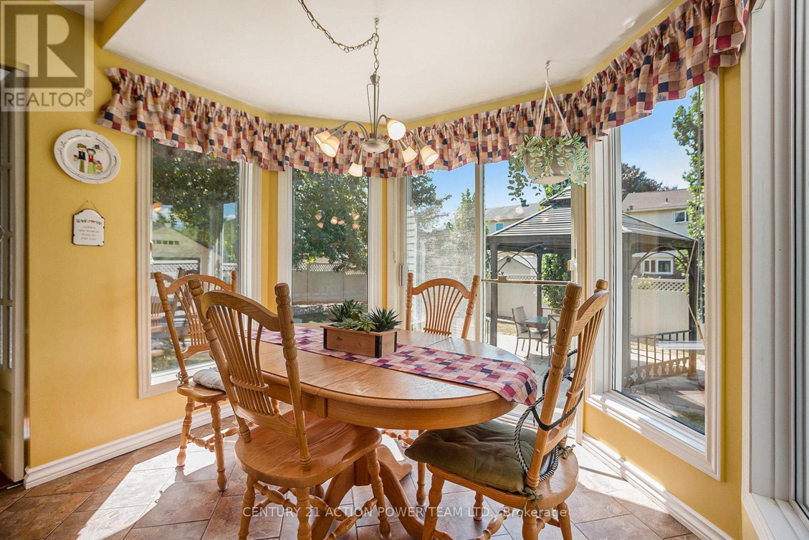 Photo 23 of 1358 Turner Crescent, Ottawa ON