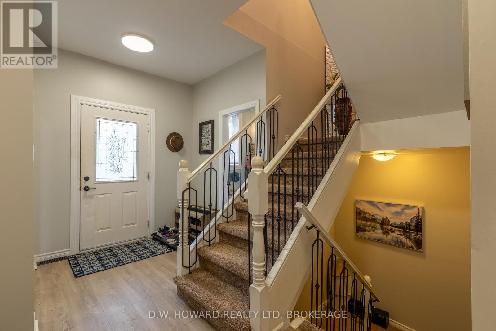 Photo 7 of 199 Cambridge Road E, Fort Erie ON