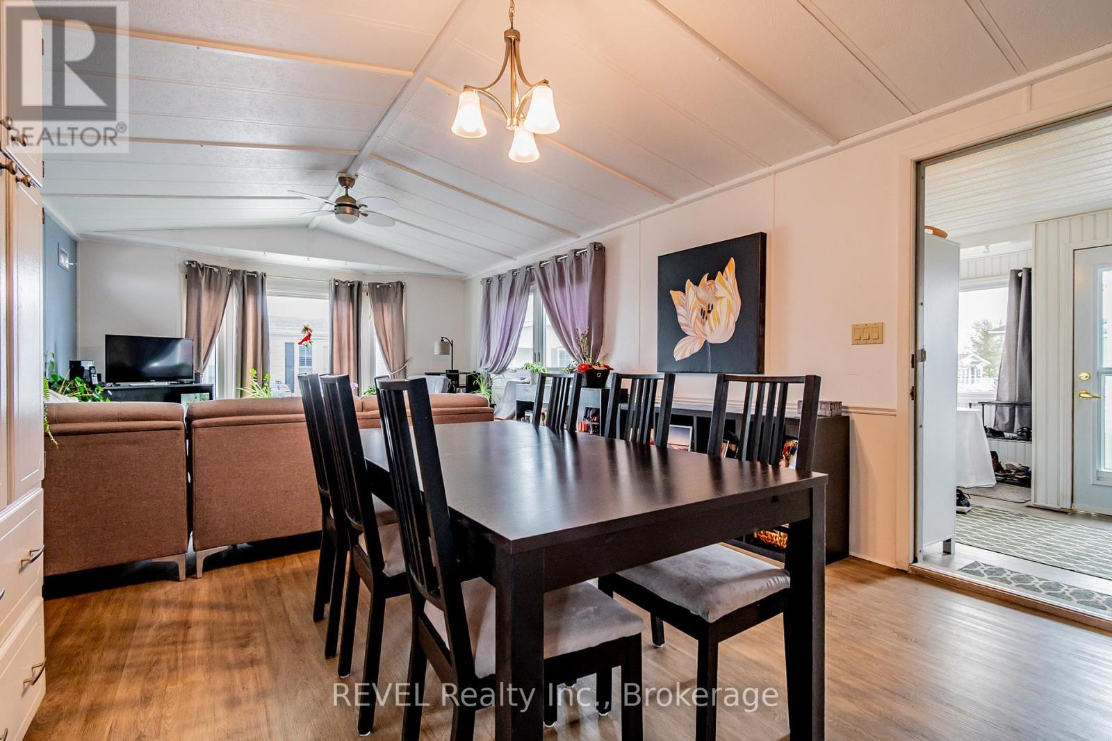 Photo 16 of 115 3033 Townline Road, Fort Erie ON
