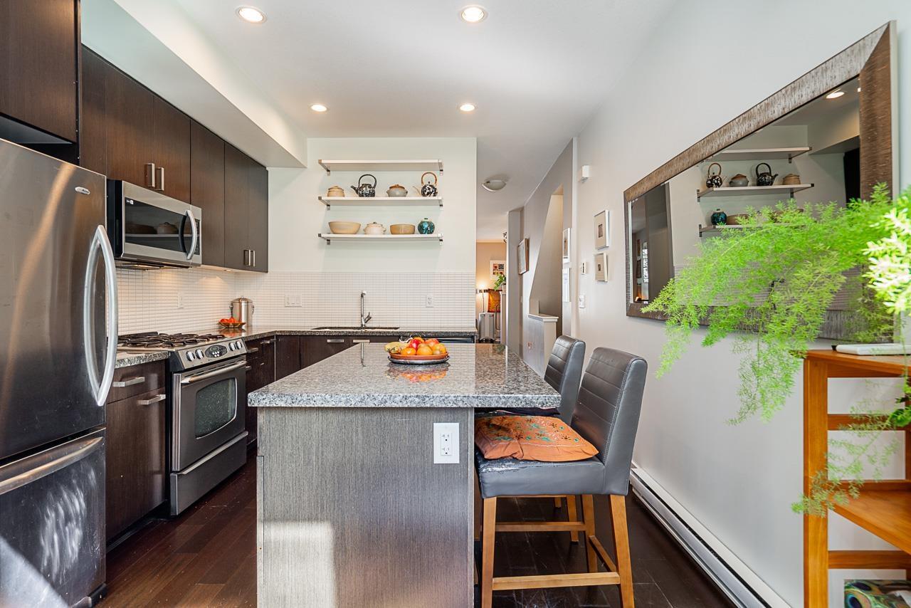 Photo 1 of 133 2501 161 A Street, Surrey BC