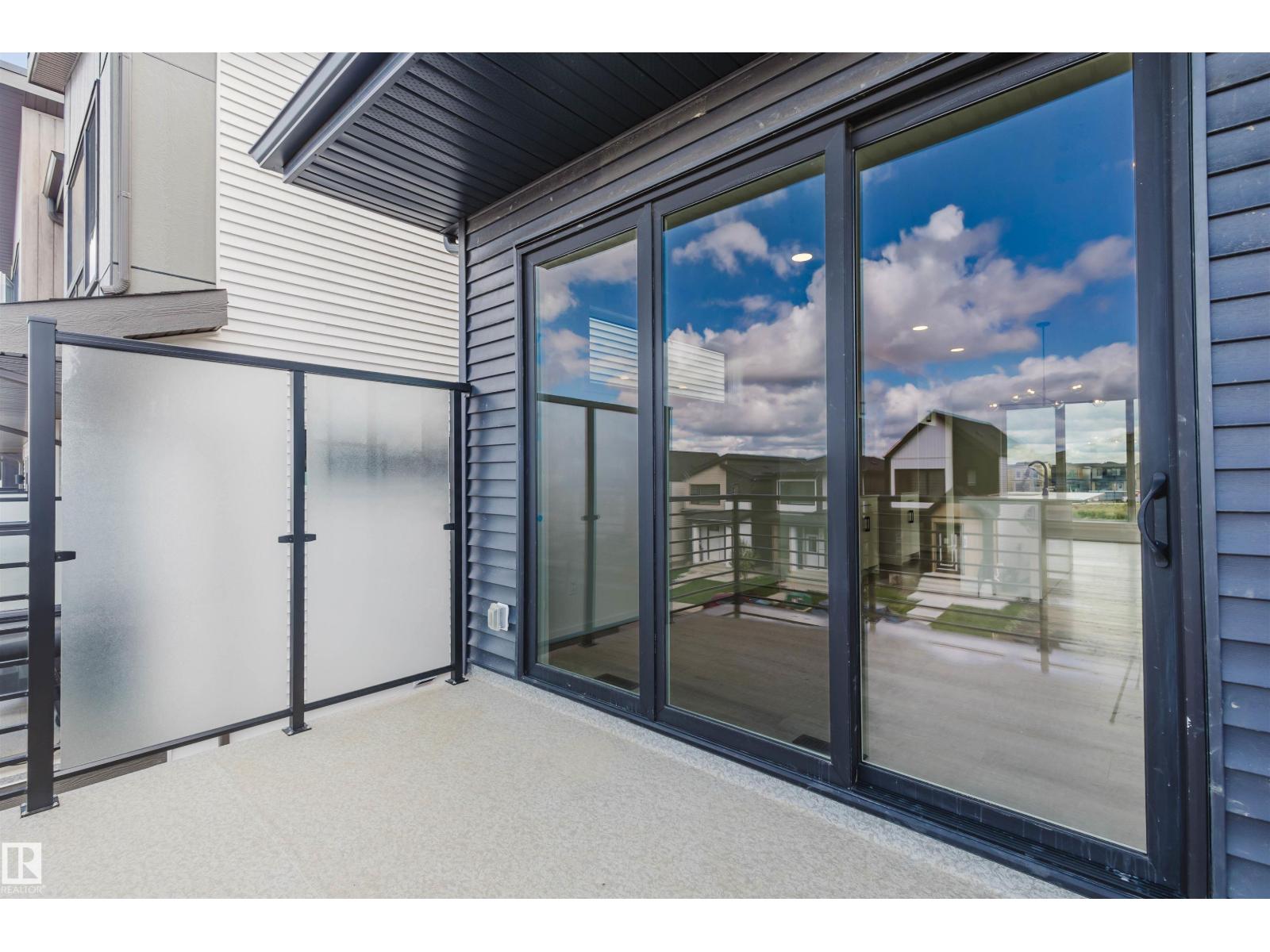 Photo 19 of 427 32 St Sw, Edmonton AB