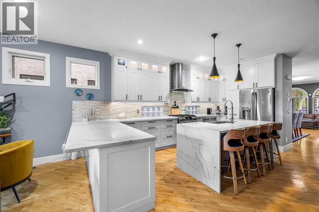 Single Family House for Sale in   Avenue NW West Hillhurst Calgary 