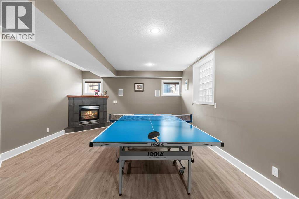 Single Family House for Sale in   Avenue NW West Hillhurst Calgary 