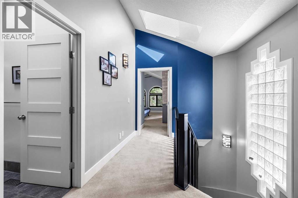 Single Family House for Sale in   Avenue NW West Hillhurst Calgary 