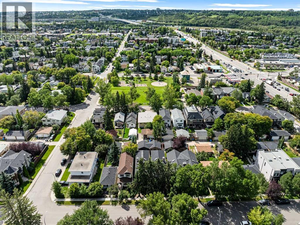 Single Family House for Sale in   Avenue NW West Hillhurst Calgary 