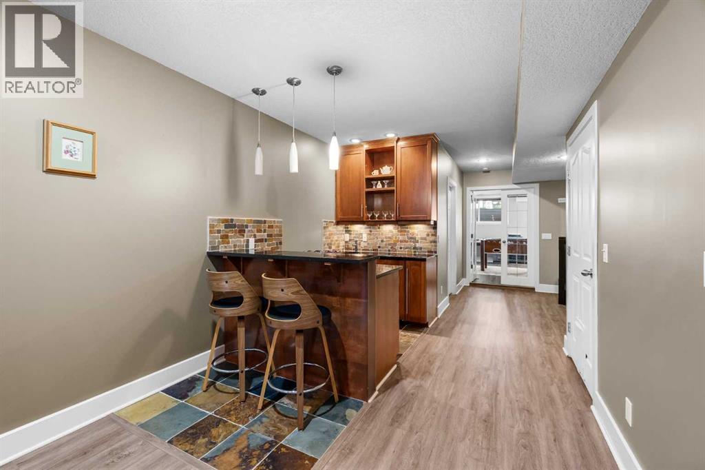 Single Family House for Sale in   Avenue NW West Hillhurst Calgary 