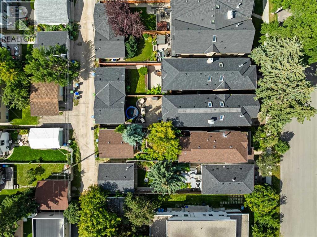 Single Family House for Sale in   Avenue NW West Hillhurst Calgary 