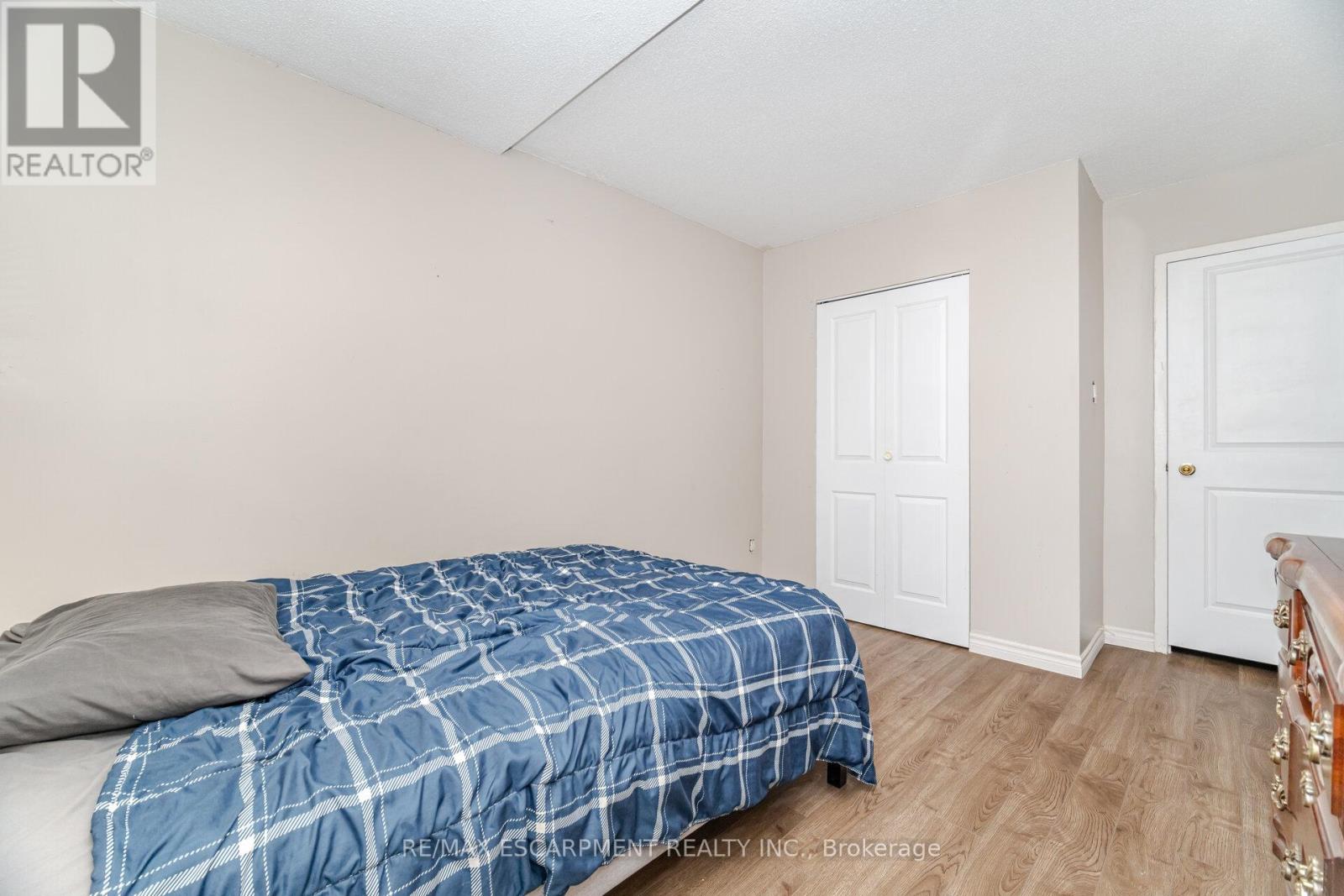 Photo 23 of 14 15 Albright Road, Hamilton ON