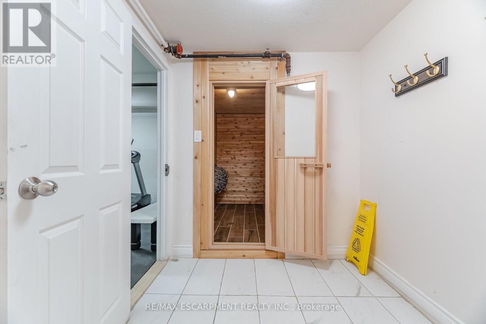 Photo 36 of 14 15 Albright Road, Hamilton ON