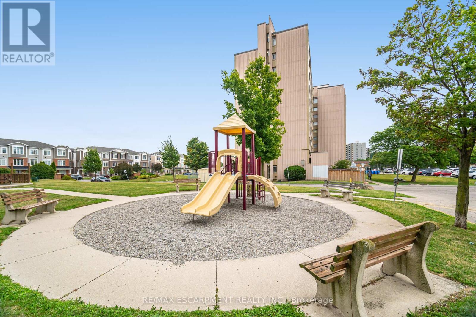 Photo 39 of 14 15 Albright Road, Hamilton ON