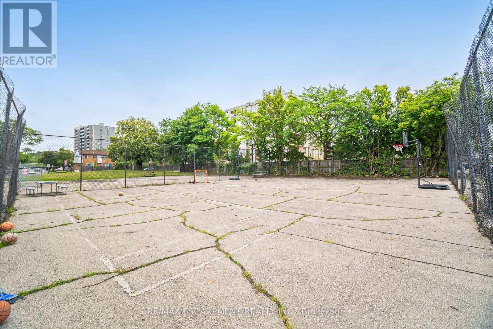 Photo 42 of 14 15 Albright Road, Hamilton ON