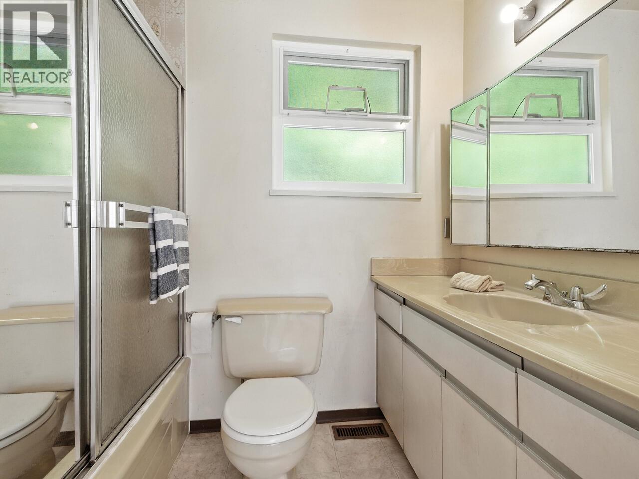 Photo 21 of 6710 Radisson Street, Vancouver BC