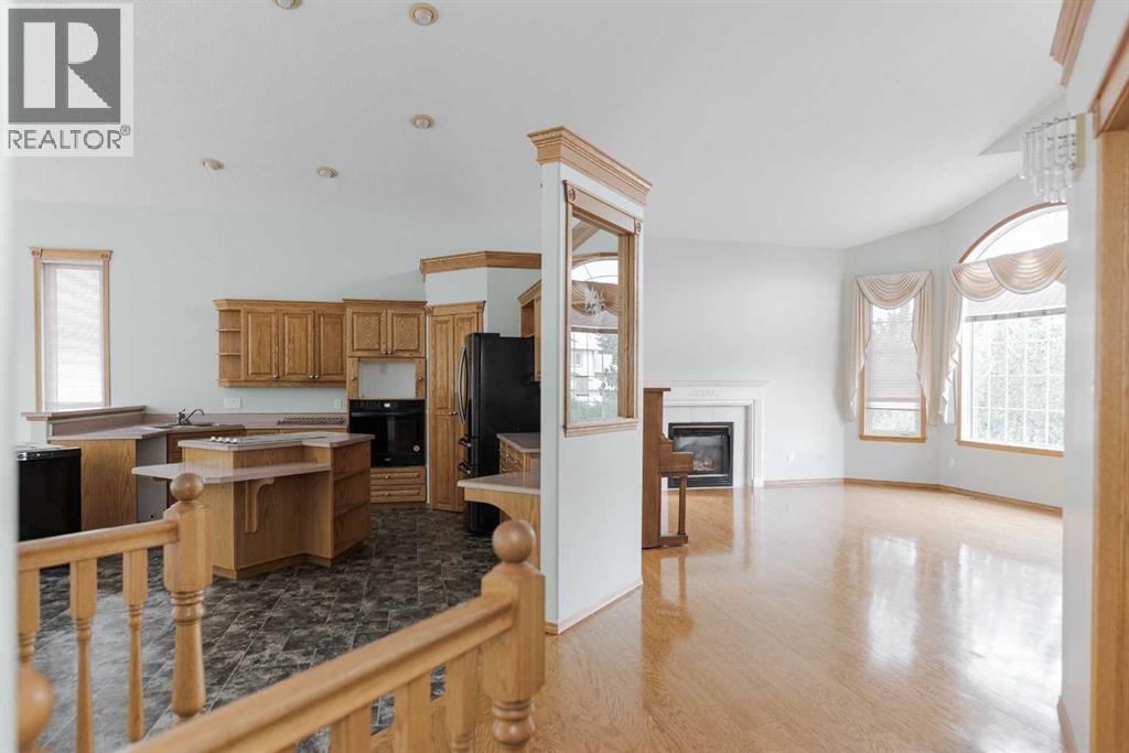 Photo 7 of 293 Ball Place, Fort Mcmurray AB