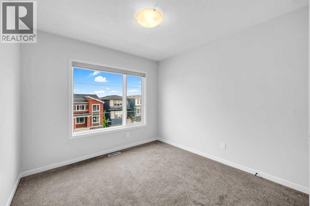 Photo 45 of 37 Edith Manor Nw, Calgary AB