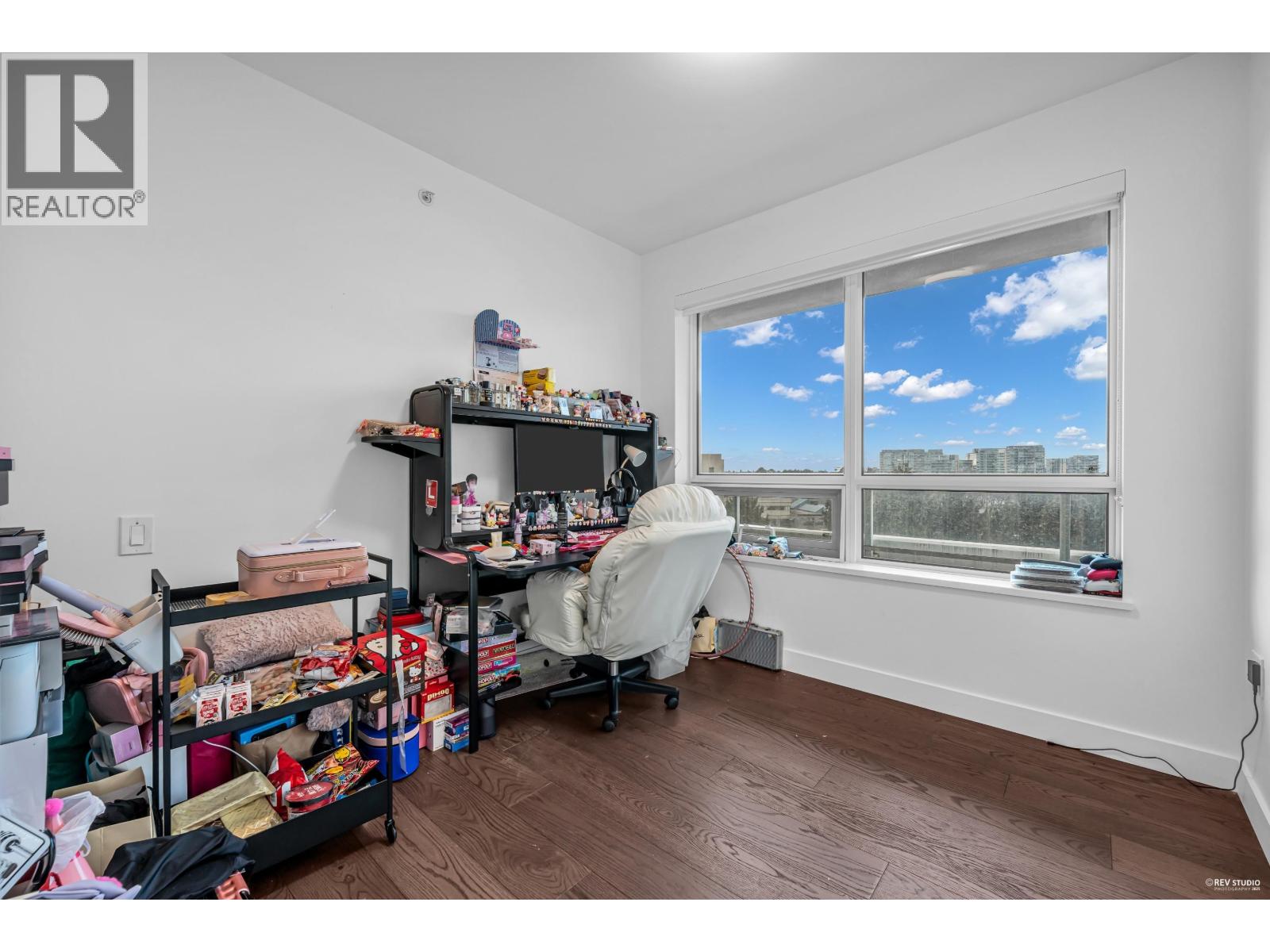Photo 17 of 703 5766 Gilbert Road, Richmond BC