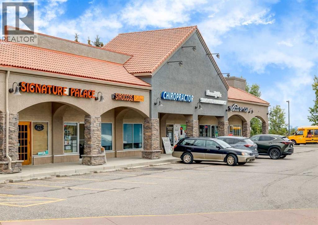 Single Family House for Sale in   Signature Park SW Signal Hill Calgary 