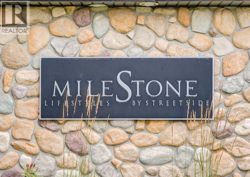 Single Family House for Sale in   Signature Park SW Signal Hill Calgary 
