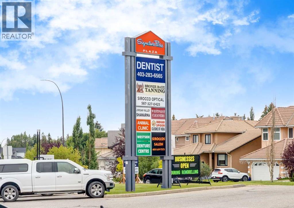 Single Family House for Sale in   Signature Park SW Signal Hill Calgary 