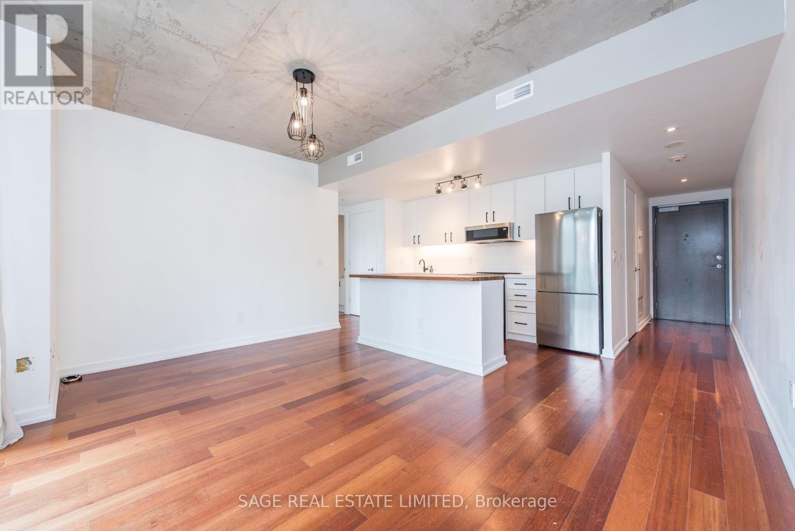 Photo 12 of 605 281 Mutual Street, Toronto ON