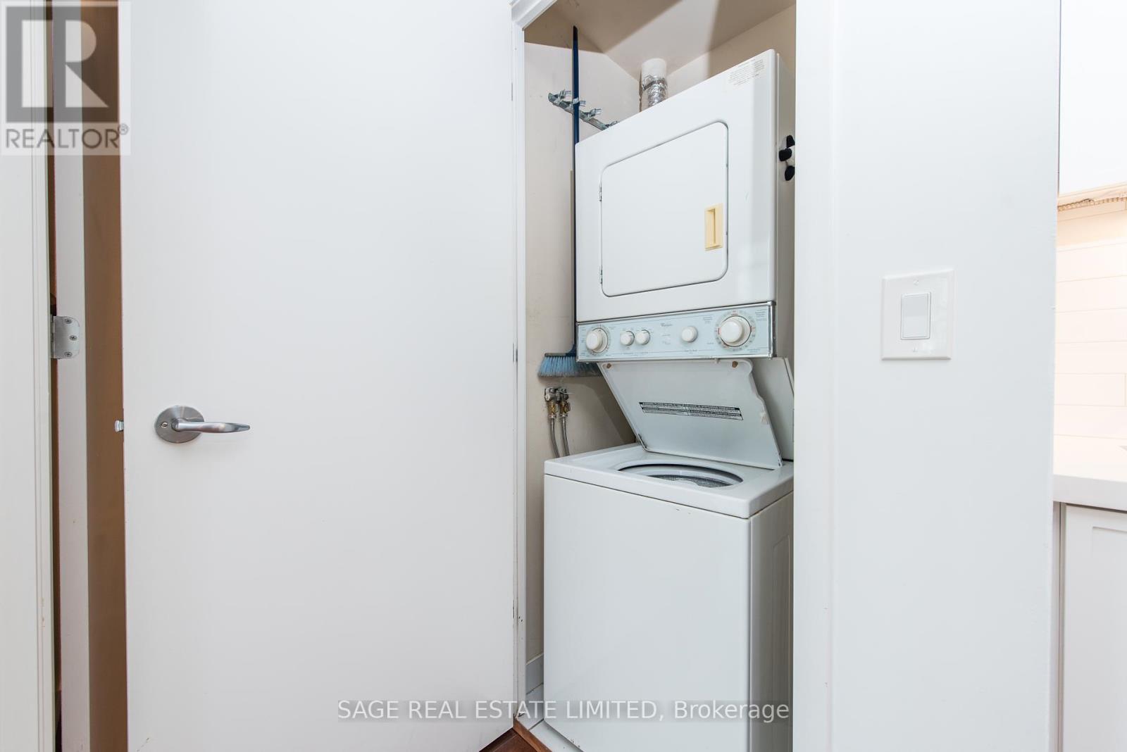 Photo 22 of 605 281 Mutual Street, Toronto ON