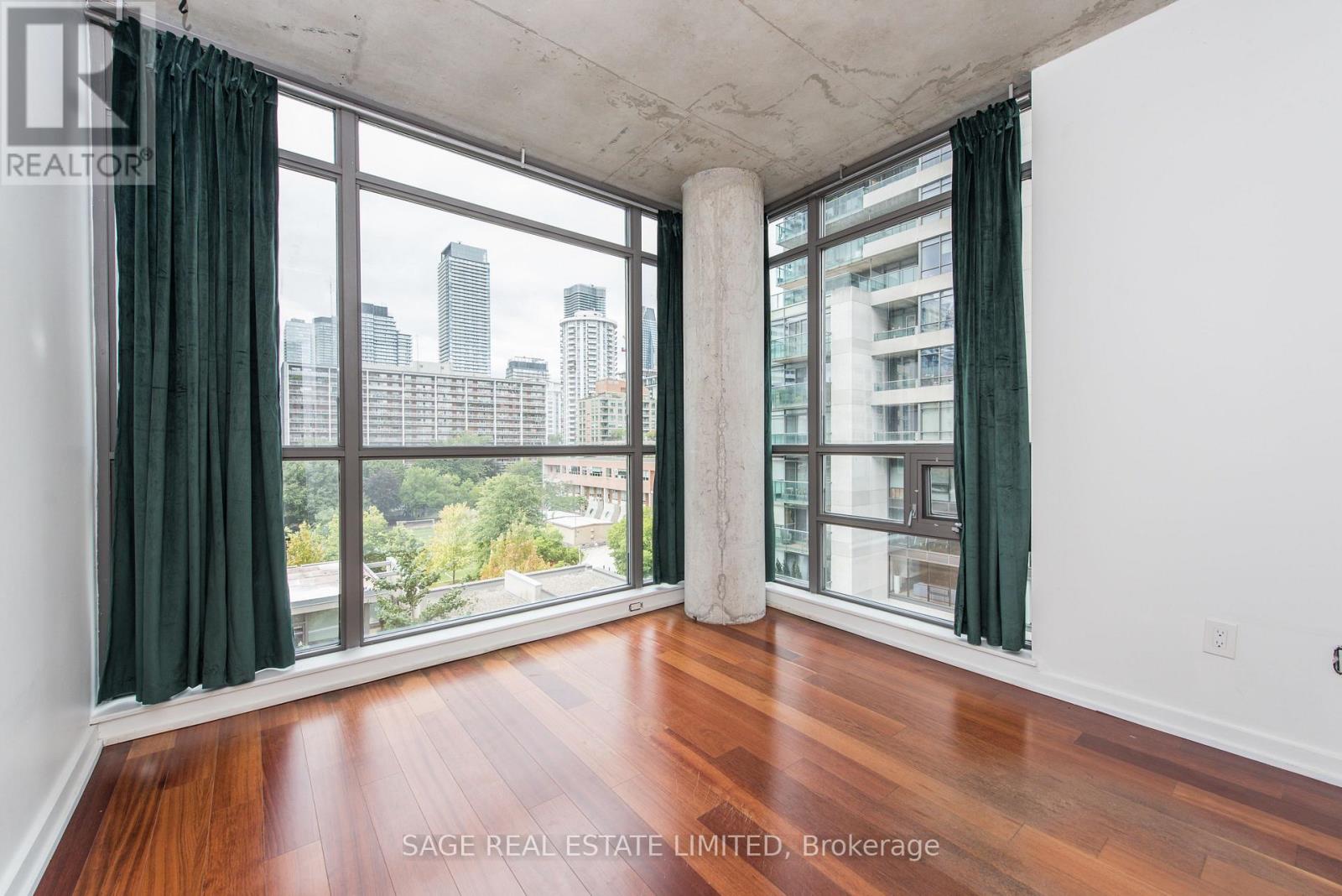 Photo 23 of 605 281 Mutual Street, Toronto ON