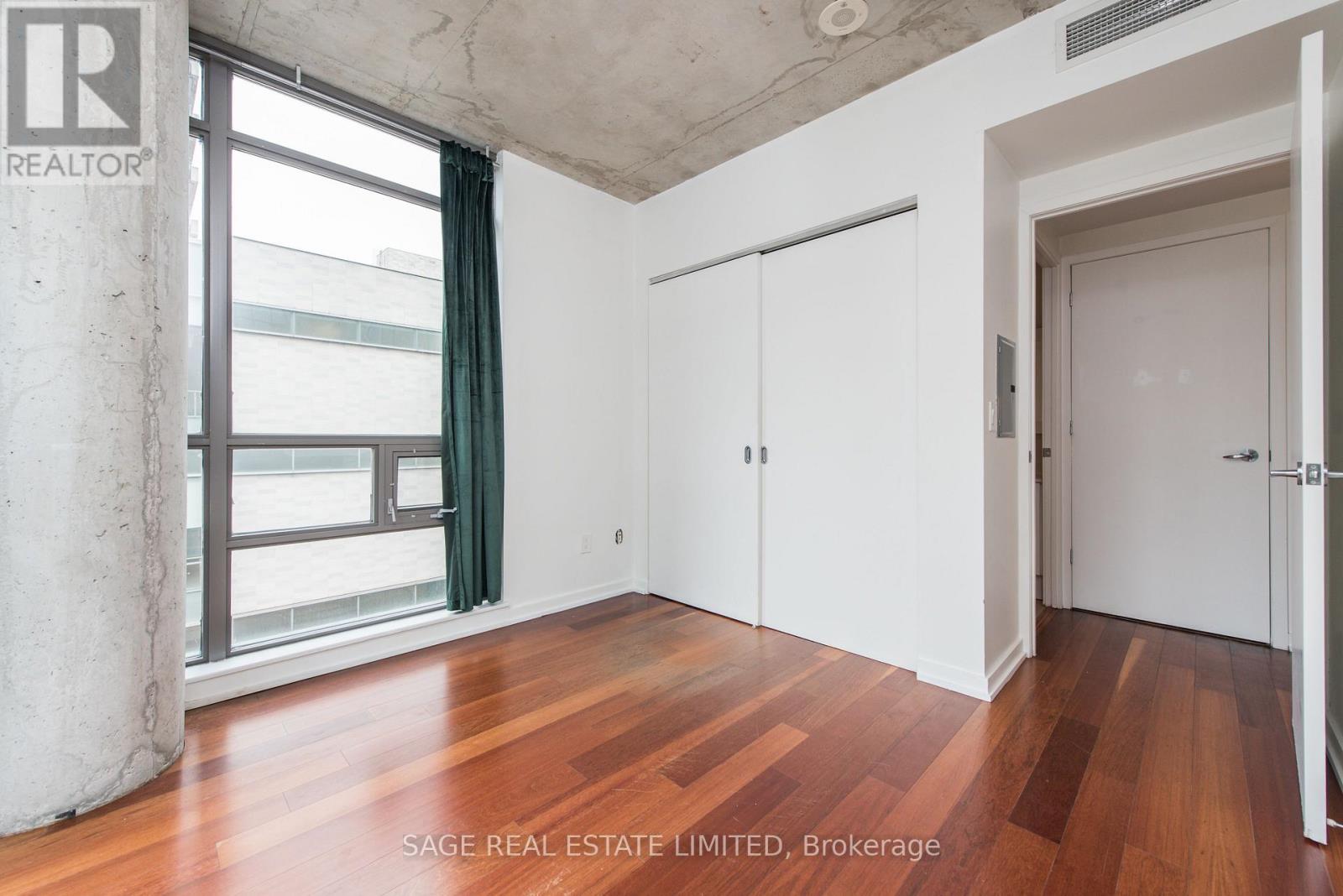 Photo 25 of 605 281 Mutual Street, Toronto ON