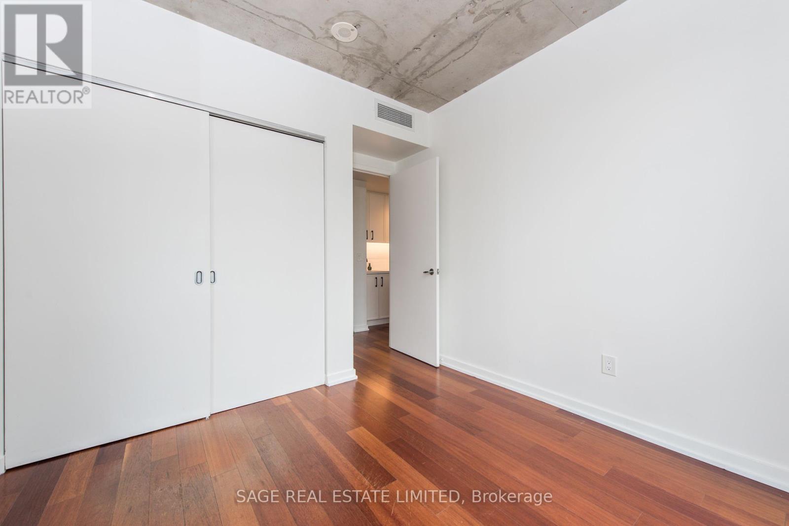 Photo 26 of 605 281 Mutual Street, Toronto ON