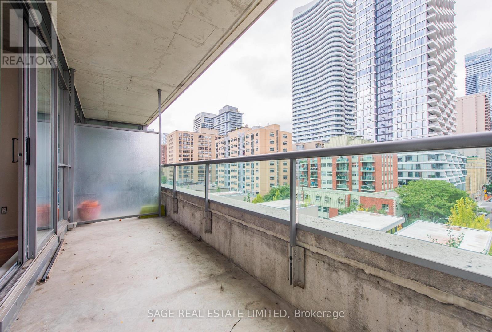 Photo 30 of 605 281 Mutual Street, Toronto ON