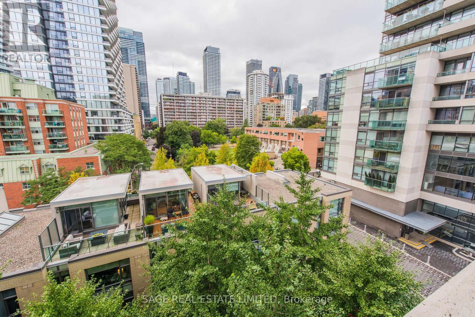 Photo 31 of 605 281 Mutual Street, Toronto ON