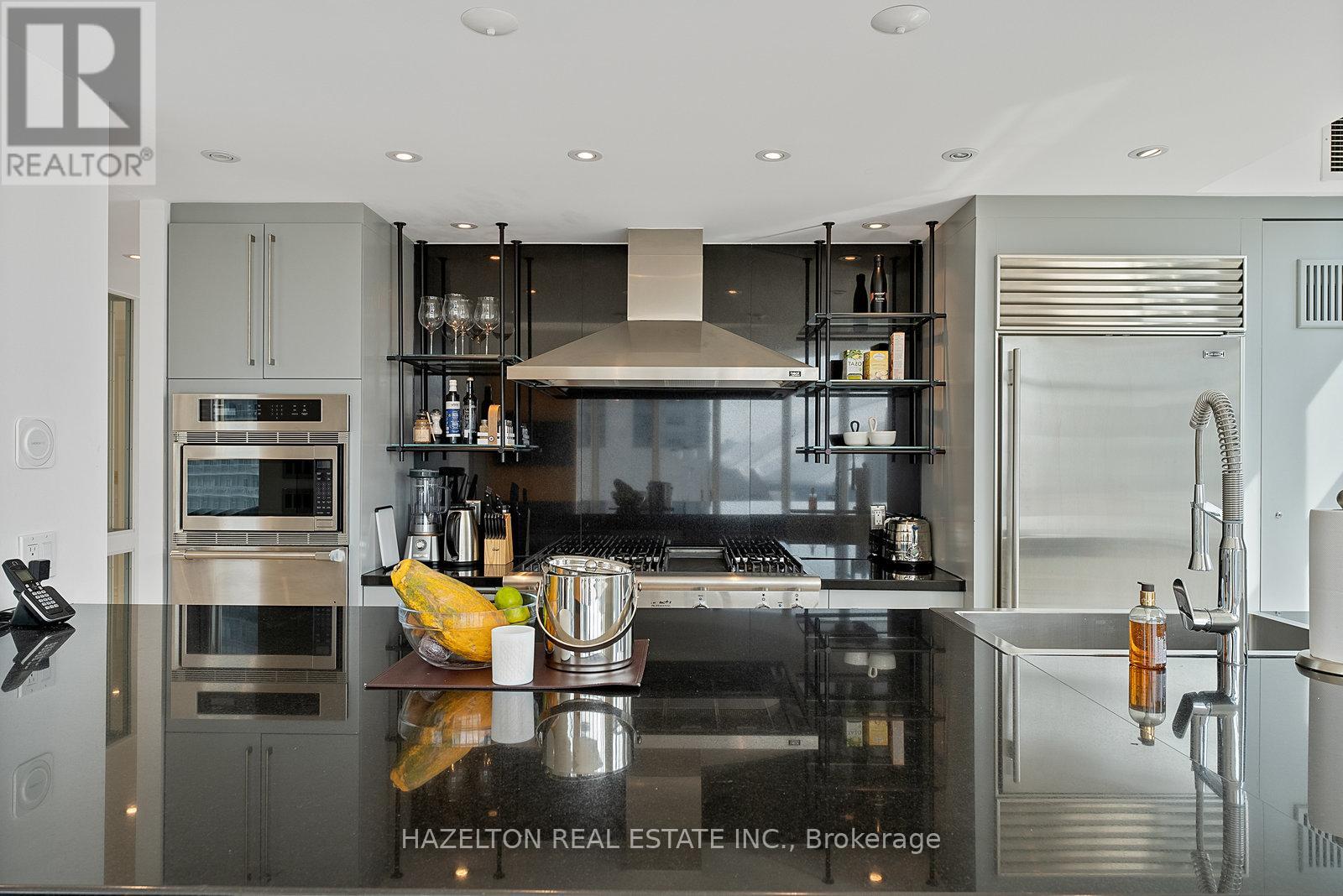 Photo 18 of 1512 36 Blue Jays Way Street, Toronto ON