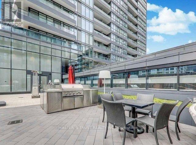 Photo 9 of 1112 80 Queens Wharf Road, Toronto ON