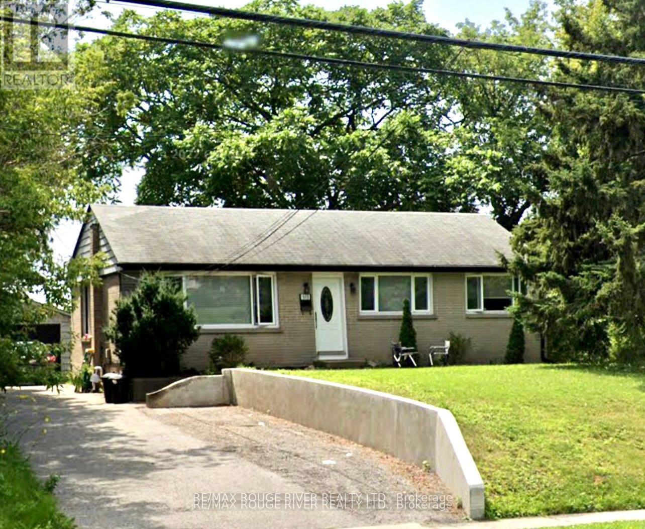 Photo 13 of Lower 513 Rossland Road E, Oshawa ON