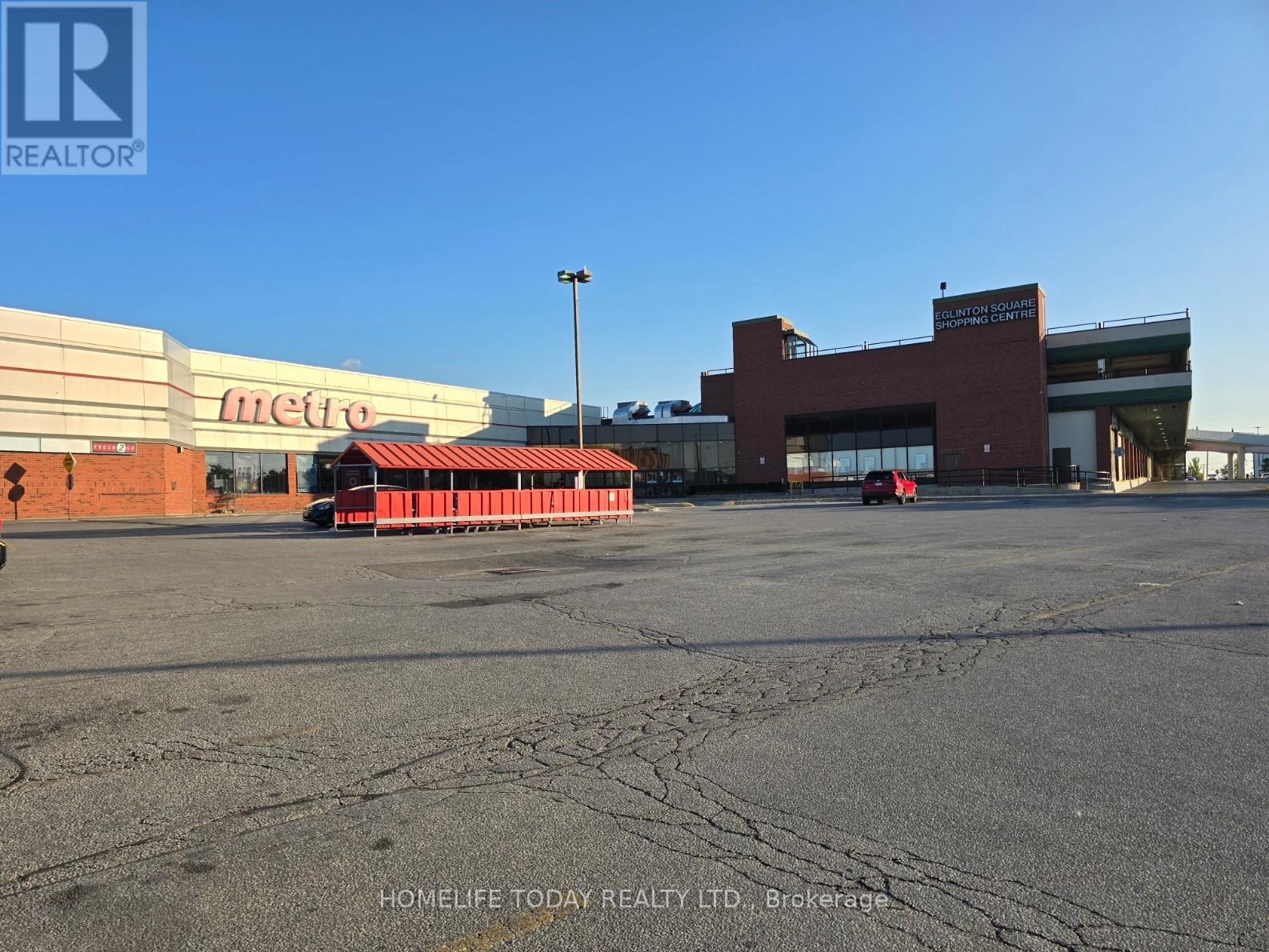 Photo 18 of Bsmt 1001 Pharmacy Avenue, Toronto ON