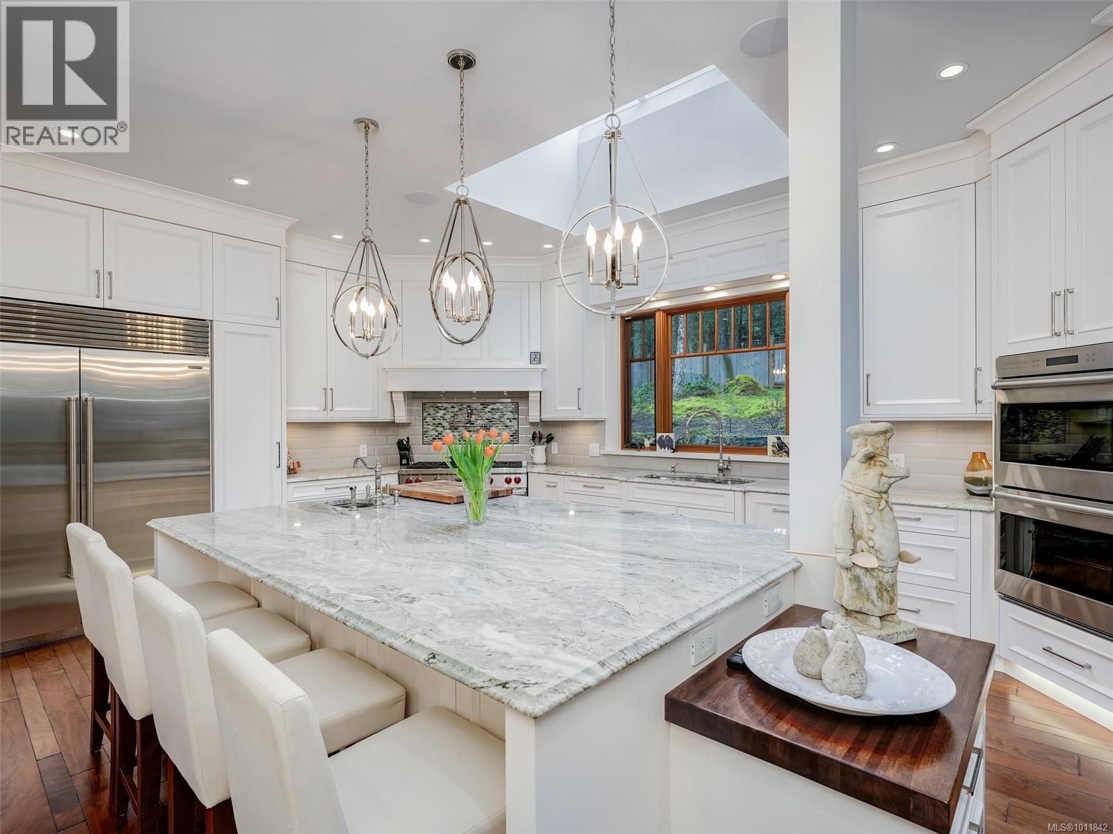  643 Southwood Drive, Highlands