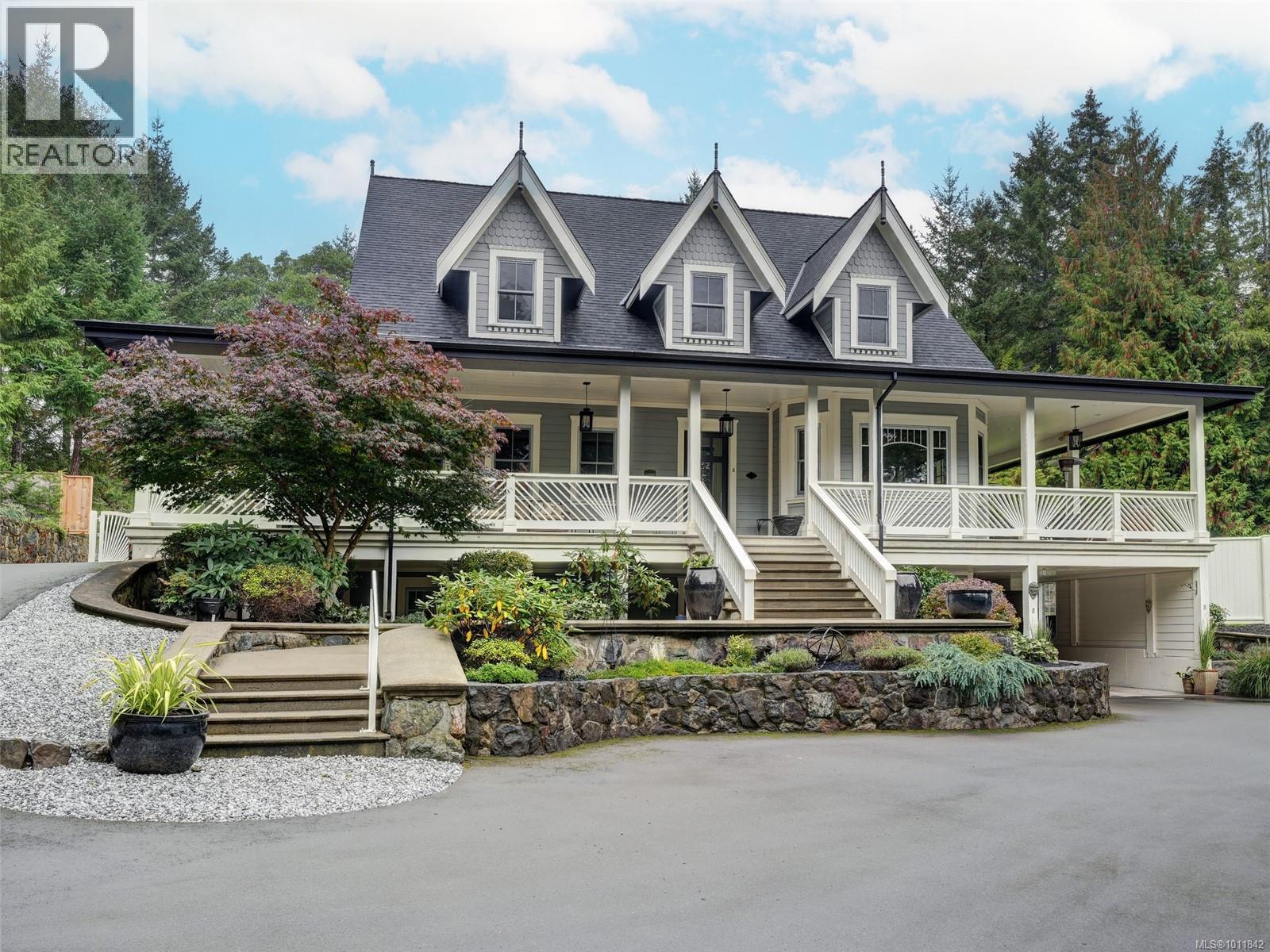  643 Southwood Drive, Highlands