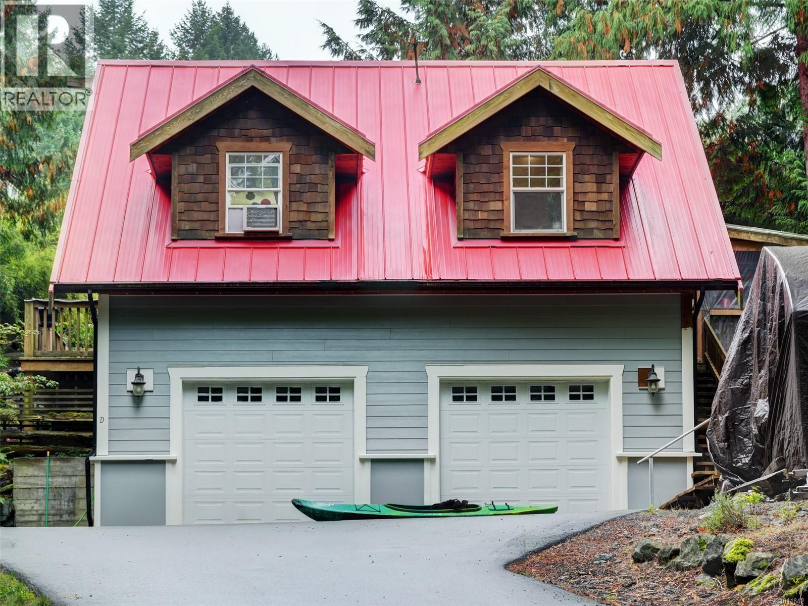  643 Southwood Drive, Highlands