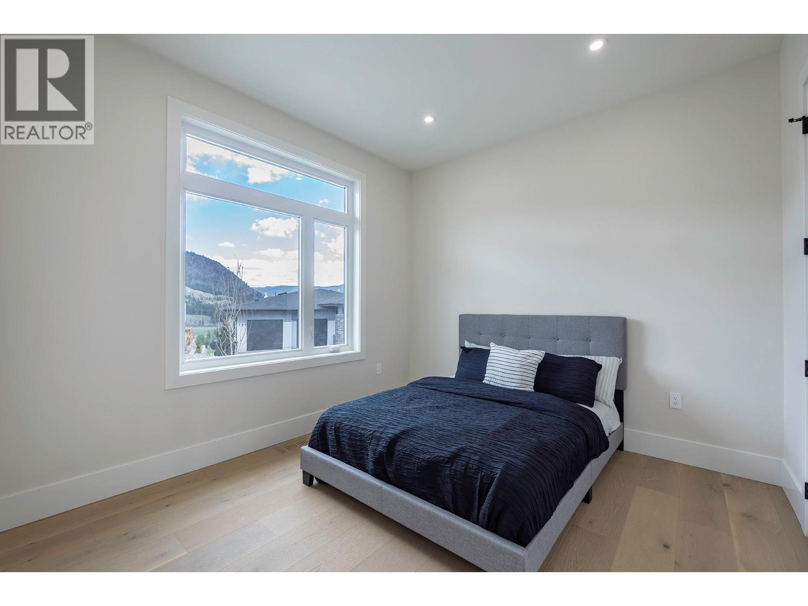 Photo 19 of 718 Carnoustie Drive, Kelowna BC