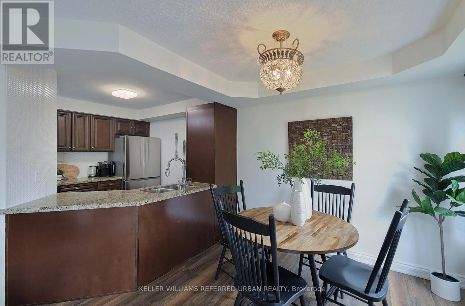 Photo 12 of 54 Mugford Road, Aurora ON