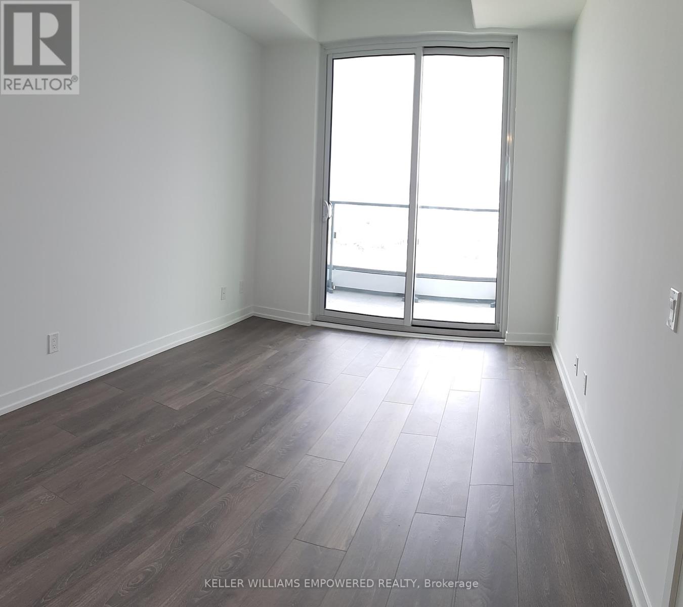 Photo 10 of 3202 898 Portage Parkway, Vaughan ON