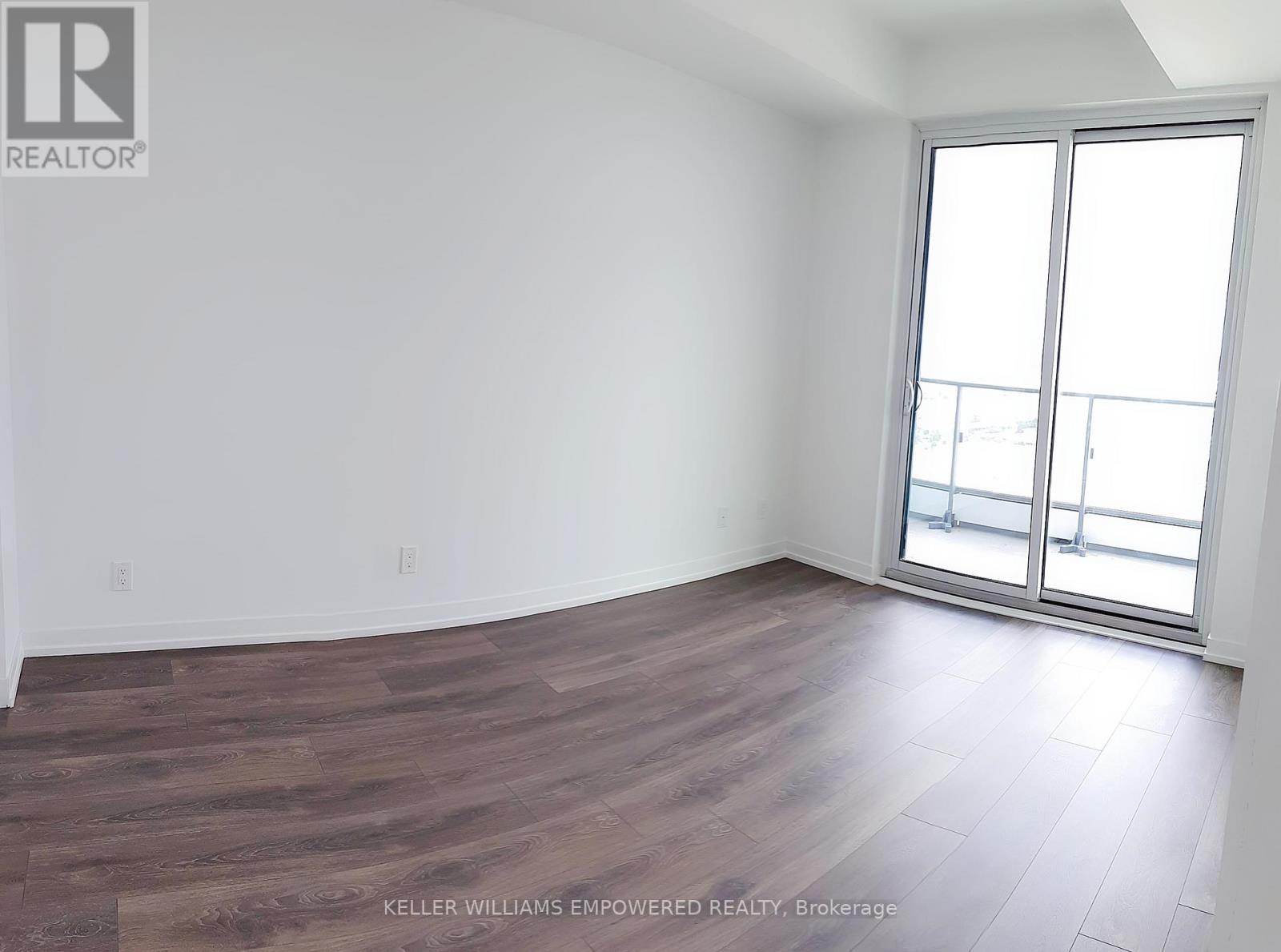 Photo 9 of 3202 898 Portage Parkway, Vaughan ON